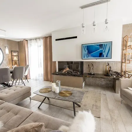 La Maison Du Port, Une Exclusivite Lla Selections By Location Lac Annecy Saint-Jorioz Exterior photo